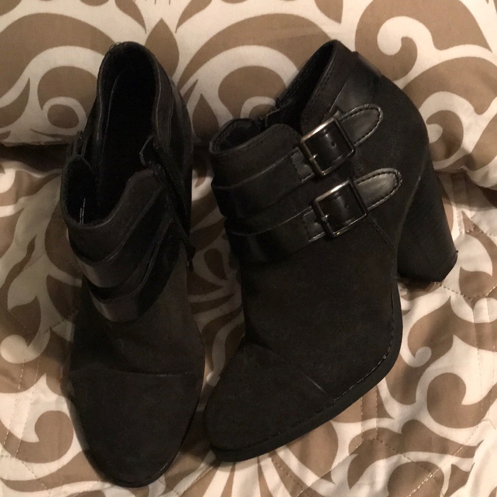 Lauren conrad booties